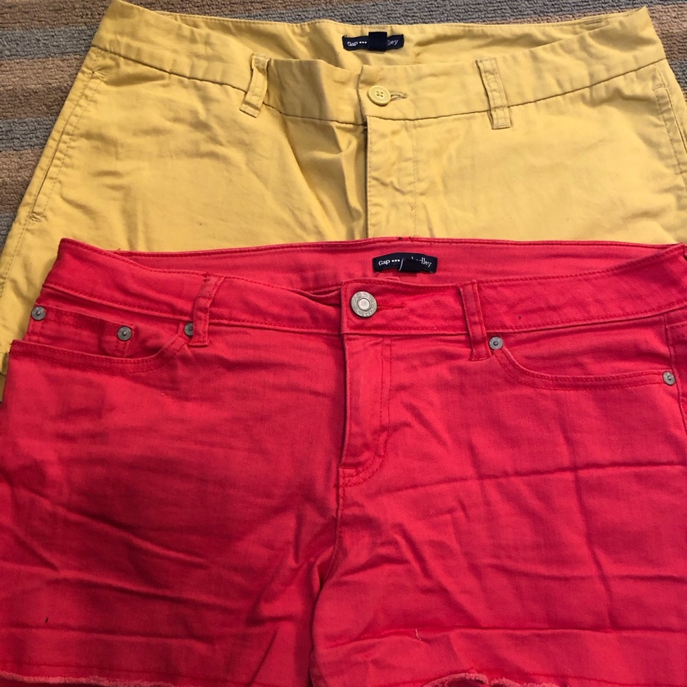 2 pair GAP shorts